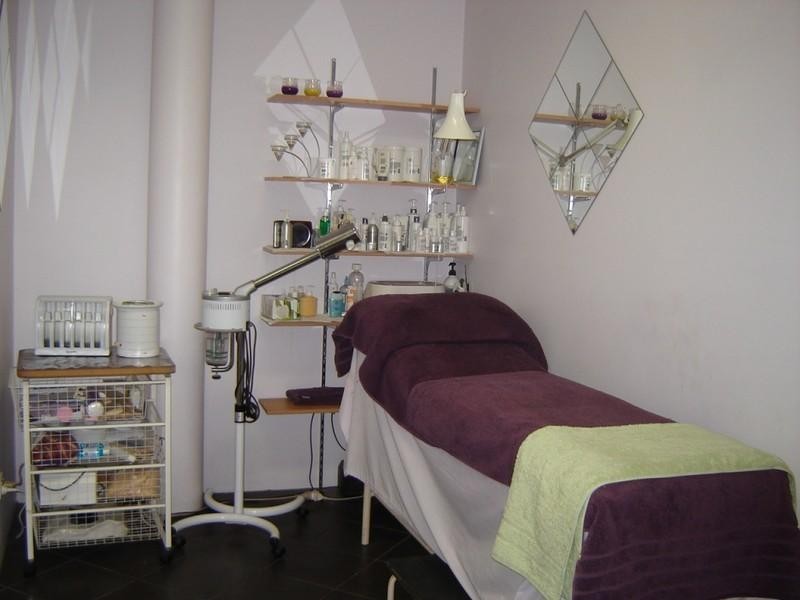 Leasehold Hair/Beauty Salon, Jurien Bay WA 6516