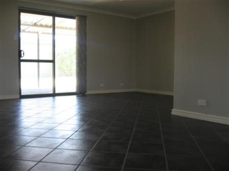 205 Cambewarra Drive, Jurien Bay WA 6516