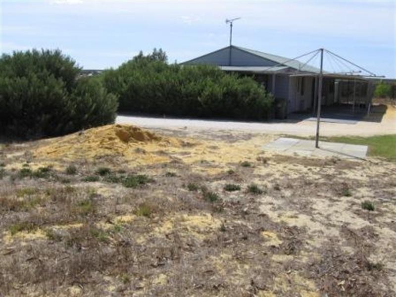 205 Cambewarra Drive, Jurien Bay WA 6516