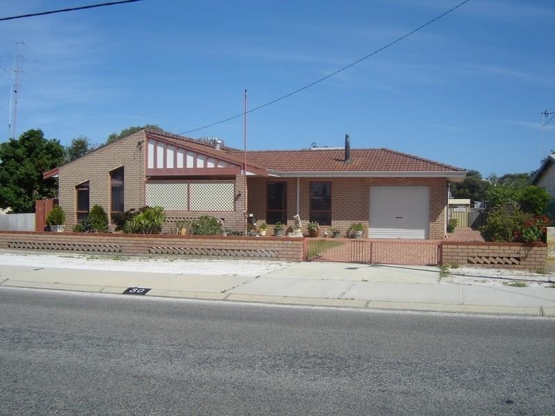 30 Lesueur Drive, Jurien Bay WA 6516