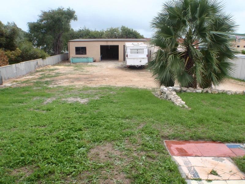 28 Padbury Street, Jurien Bay WA 6516