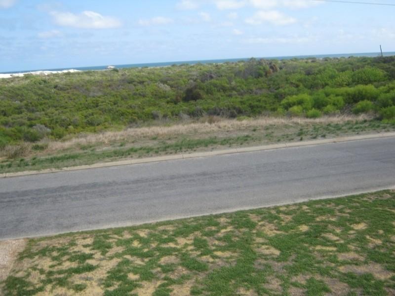 Lot 655, 14 Drummond Circus, Cervantes WA 6511
