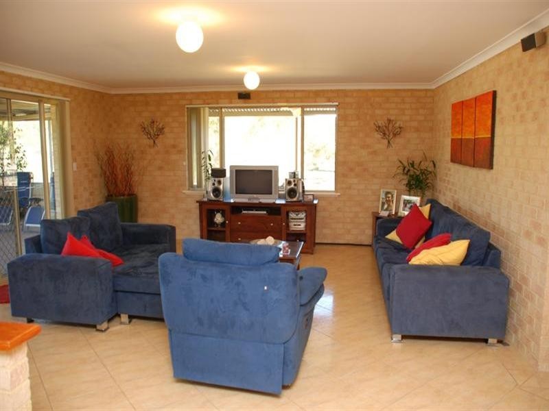 Lot 42, 77 Geronimo Crescent, Jurien Bay WA 6516