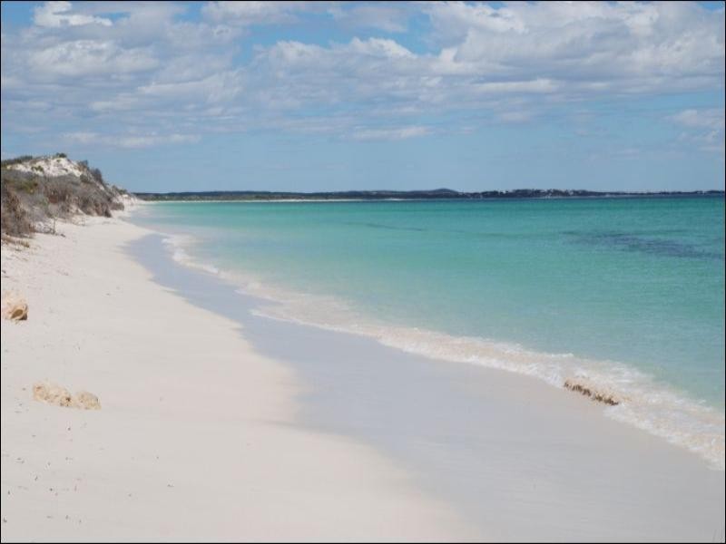 Lot 605, 26 Parakeet Bend, Jurien Bay WA 6516