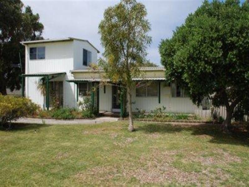 53 Drummond Circus, Cervantes WA 6511