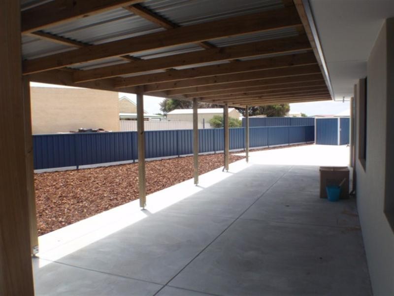 38 Dryandra Boulevard, Jurien Bay WA 6516