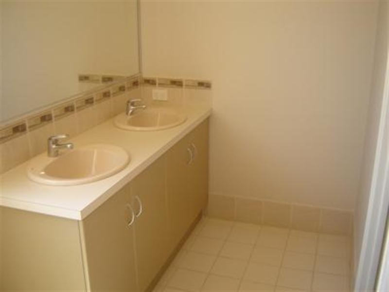 22 Dryandra Boulevard, Jurien Bay WA 6516