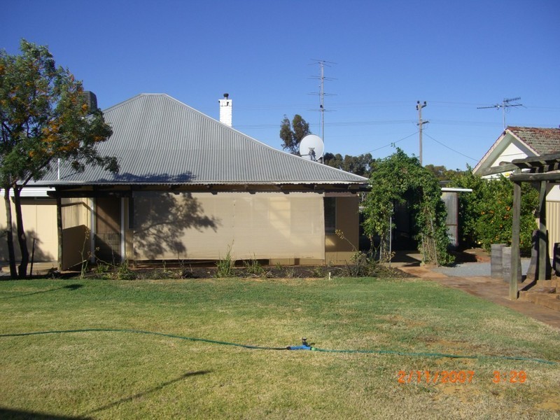 Lot 11, 6 Railway Avenue, Carnamah WA 6517