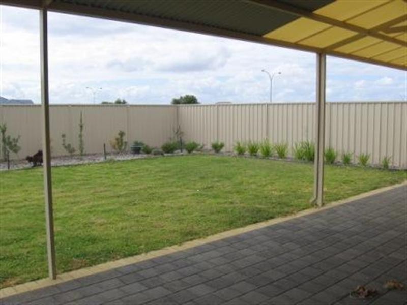 13 Hamelin Avenue, Jurien Bay WA 6516