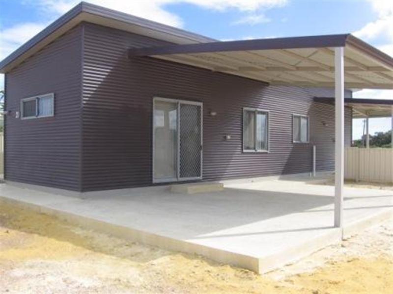 4 Pamplona Crescent, Cervantes WA 6511