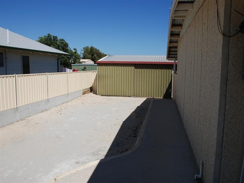 25 Lesueur Drive, Jurien Bay WA 6516