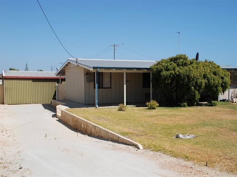 25 Lesueur Drive, Jurien Bay WA 6516