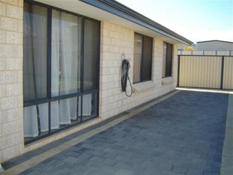 9 Proton Place, Jurien Bay WA 6516