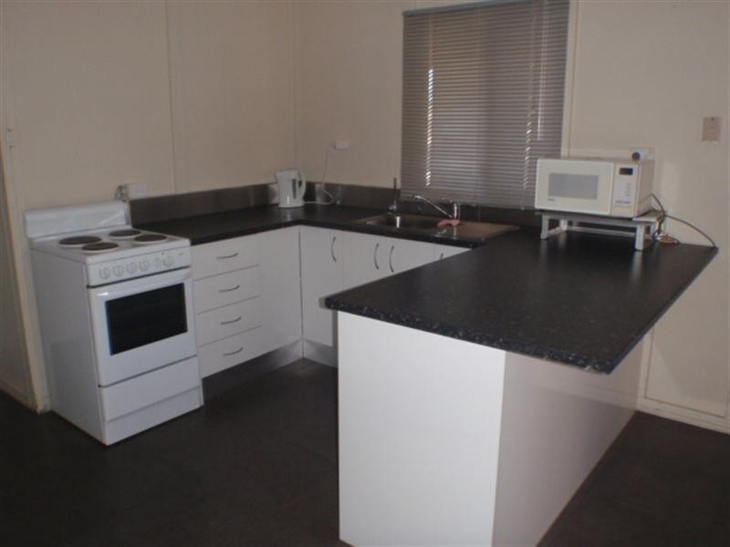 10 Elizabeth Way, Jurien Bay WA 6516