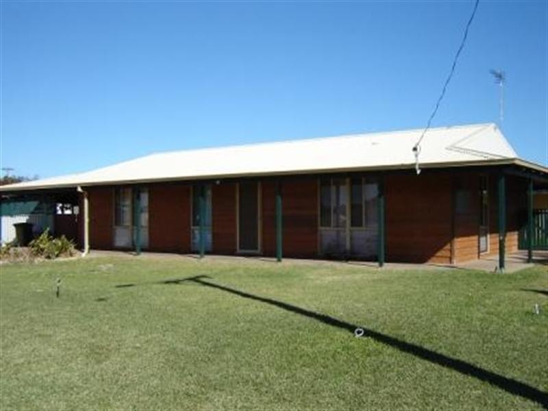 9 Lesueur Drive, Jurien Bay WA 6516