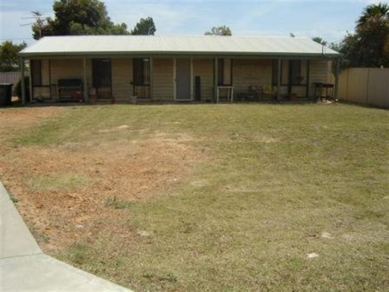 15 Tuart Street, Leeman WA 6514