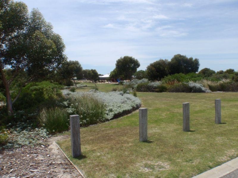 Lot 450, 4 Nemcia Way, Jurien Bay WA 6516