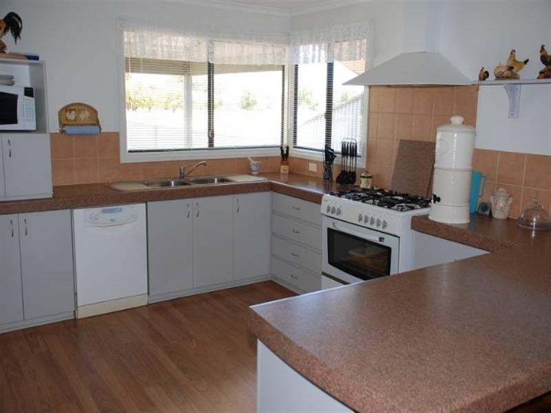 Lot 526, 1 Hunter Crescent, Green Head WA 6514