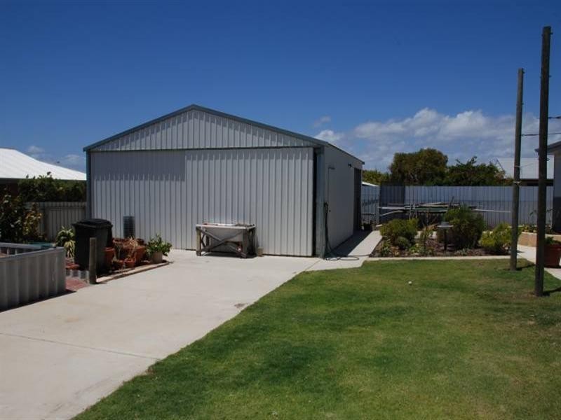 Lot 526, 1 Hunter Crescent, Green Head WA 6514