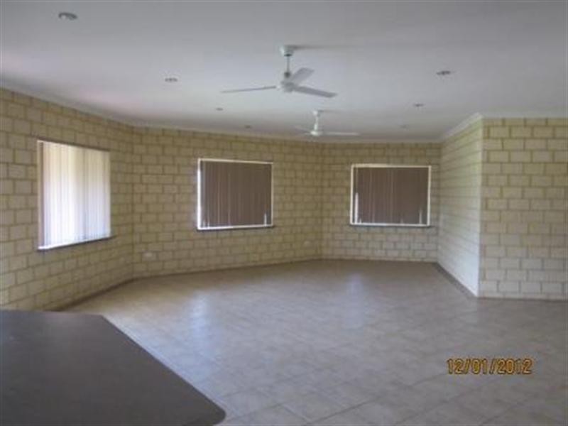 20 Dryandra Boulevard, Jurien Bay WA 6516