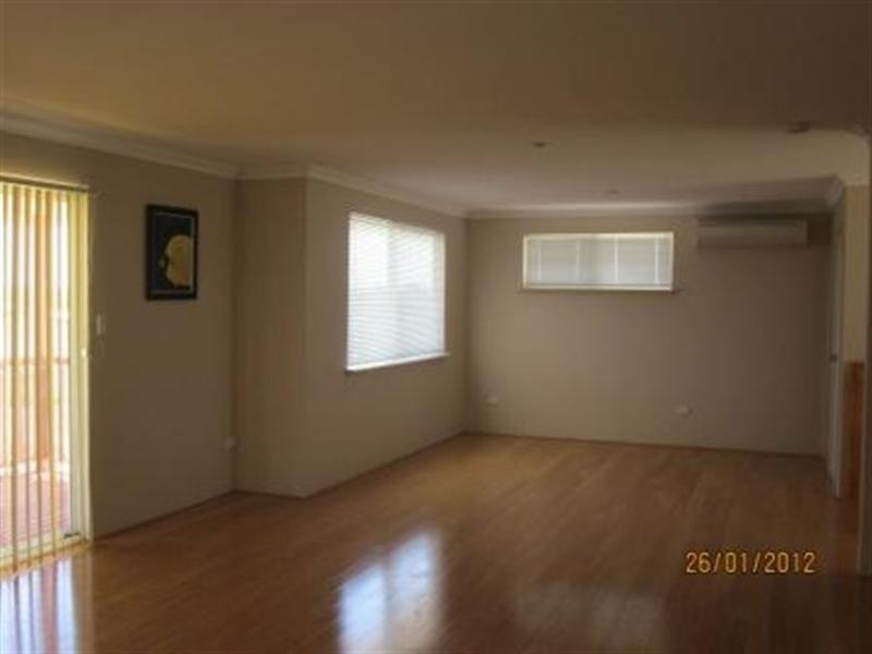 1/9 Acacia Way, Jurien Bay WA 6516