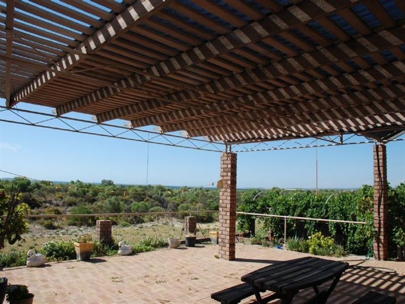 3 Whitburn Place, Jurien Bay WA 6516