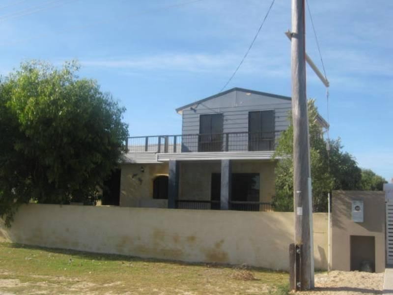 75 Drummond Circus, Cervantes WA 6511