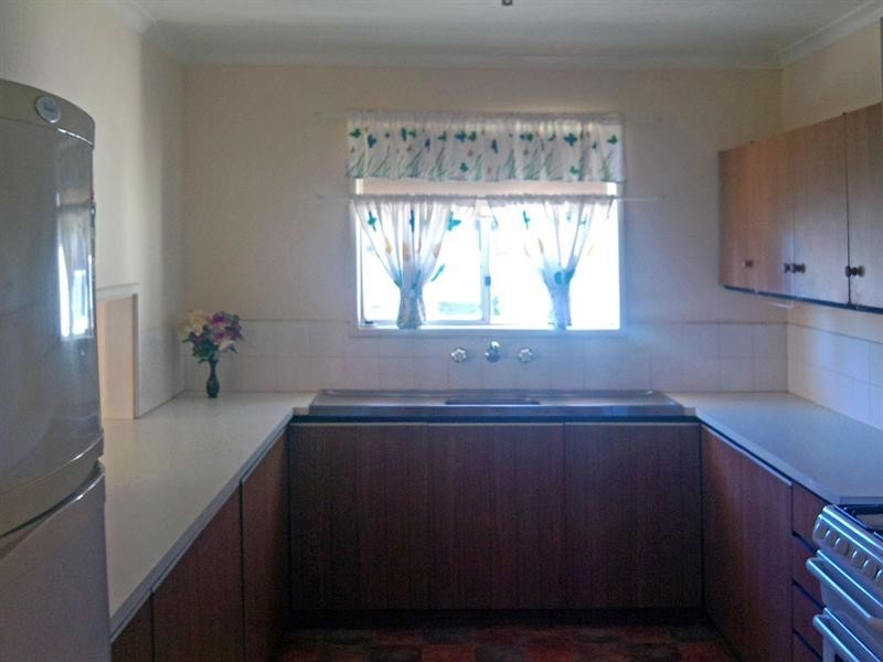 10 Cooper Street, Eneabba WA 6518