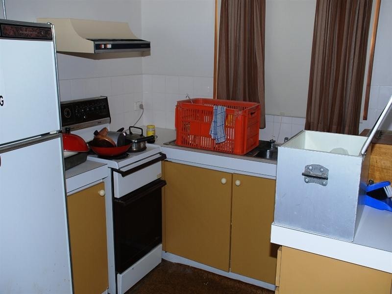 24 Catalonia Street, Cervantes WA 6511