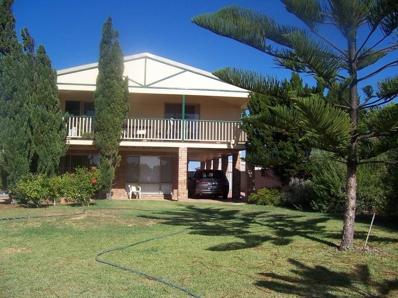 14 Picasso Place, Cervantes WA 6511