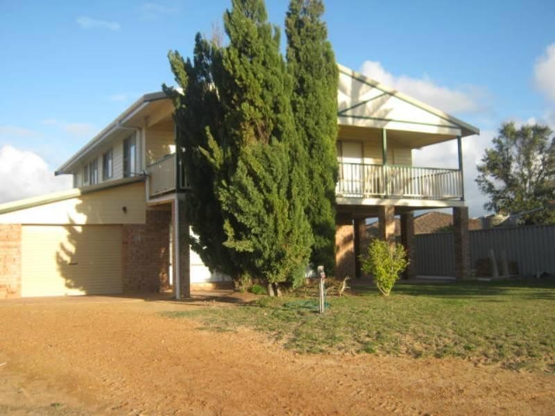 14 Picasso Place, Cervantes WA 6511