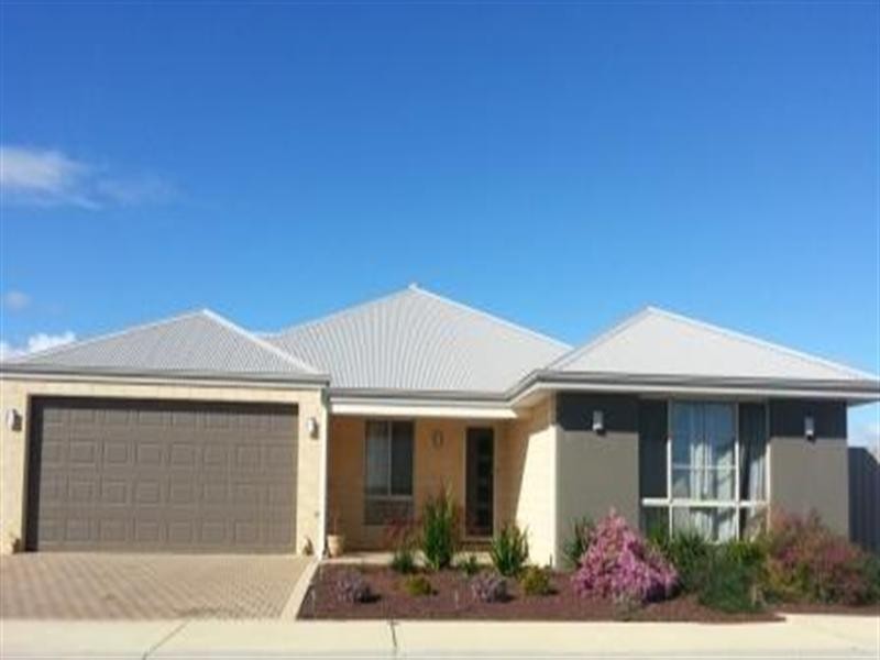 9 Bremer Parade, Jurien Bay WA 6516