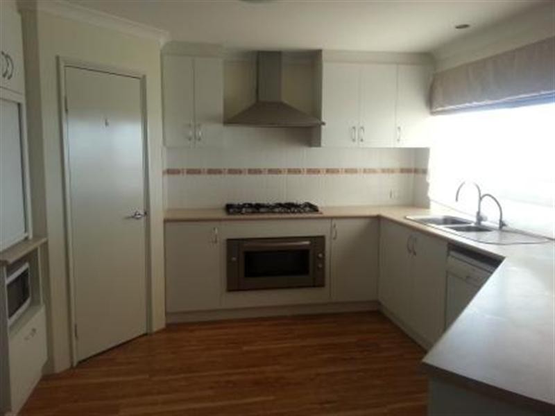 9 Bremer Parade, Jurien Bay WA 6516