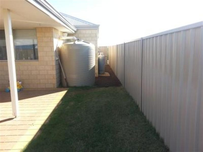 9 Bremer Parade, Jurien Bay WA 6516