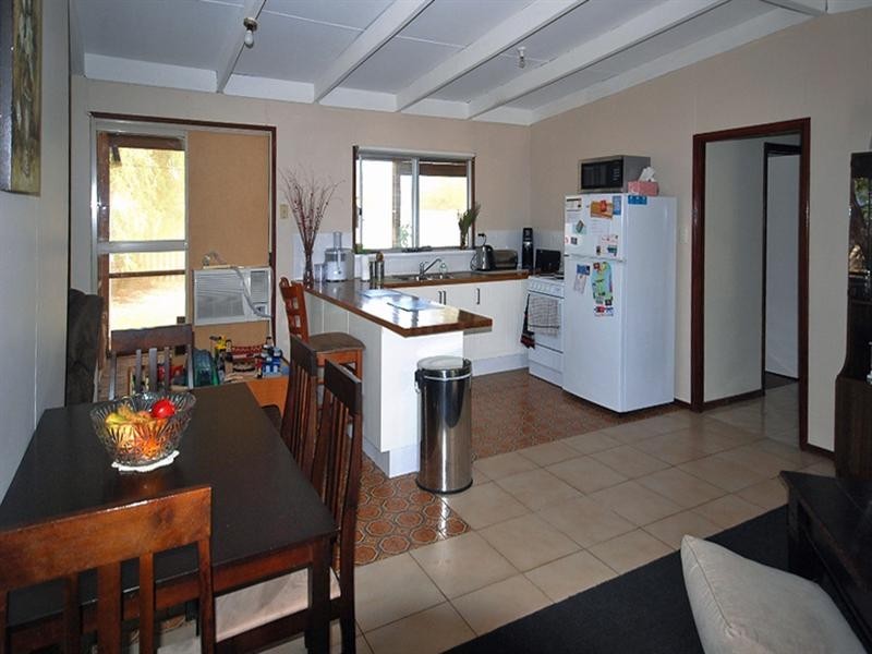 46 Whitfield Road, Jurien Bay WA 6516