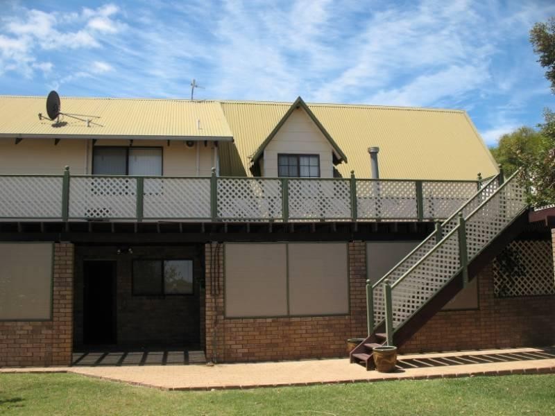 5 Tuart Street, Leeman WA 6514