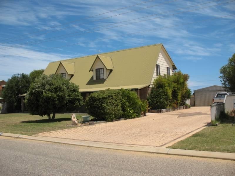 5 Tuart Street, Leeman WA 6514