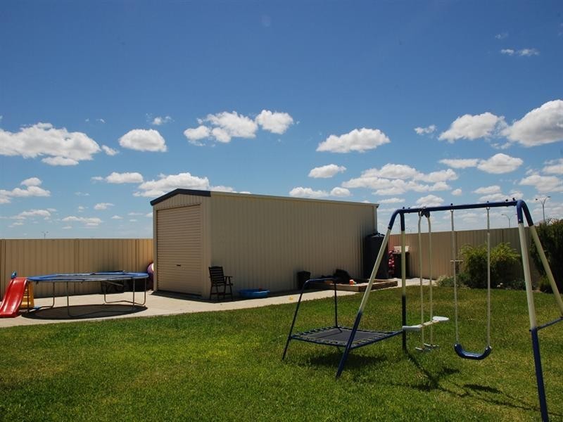 Lot 709, 13 Parakeet Bend, Jurien Bay WA 6516