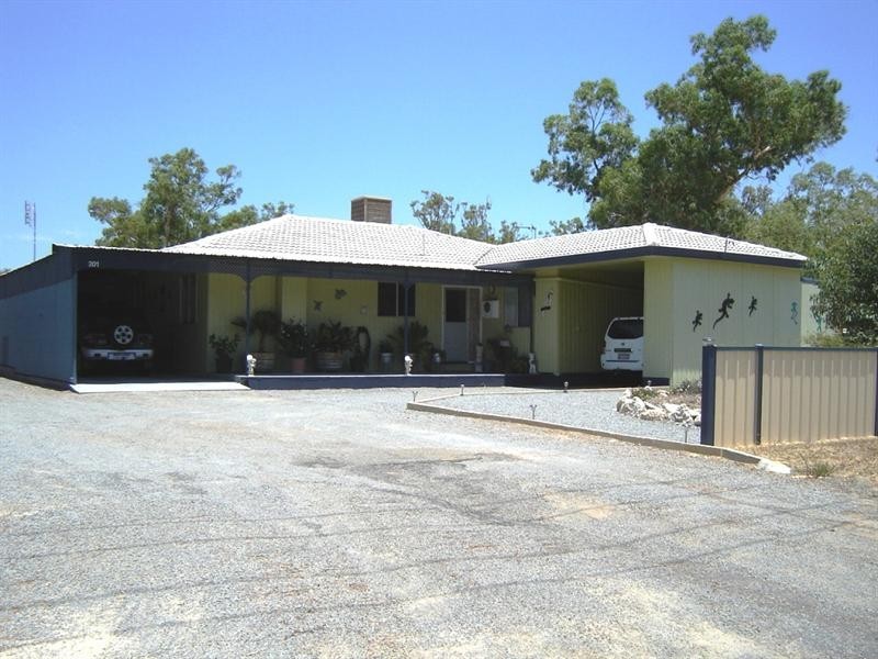 12 Cooper Street, Eneabba WA 6518