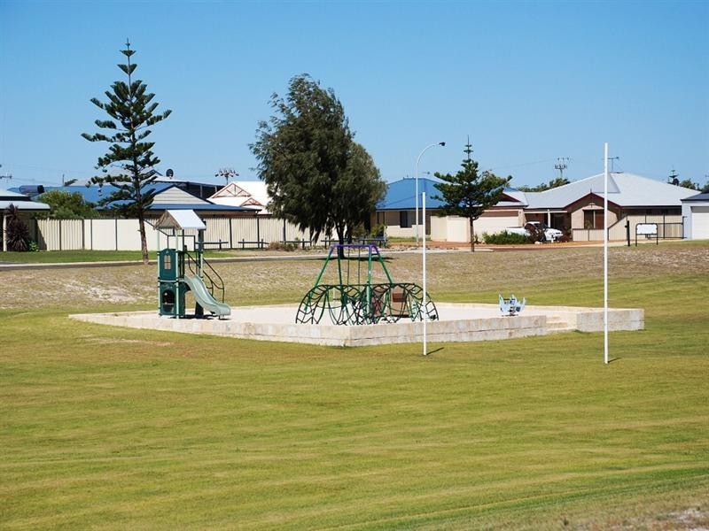 Lot 352, 20 Pinetree Circuit, Jurien Bay WA 6516