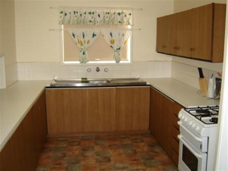 10 Cooper Street, Eneabba WA 6518