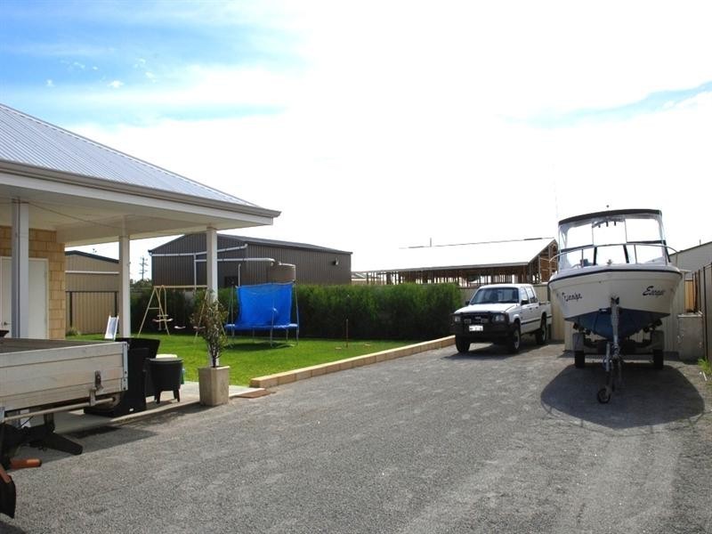 26 Dryandra Boulevard, Jurien Bay WA 6516