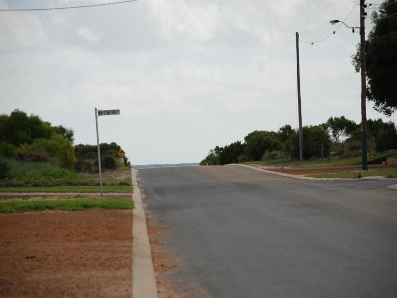 9 Shingle Avenue, Jurien Bay WA 6516