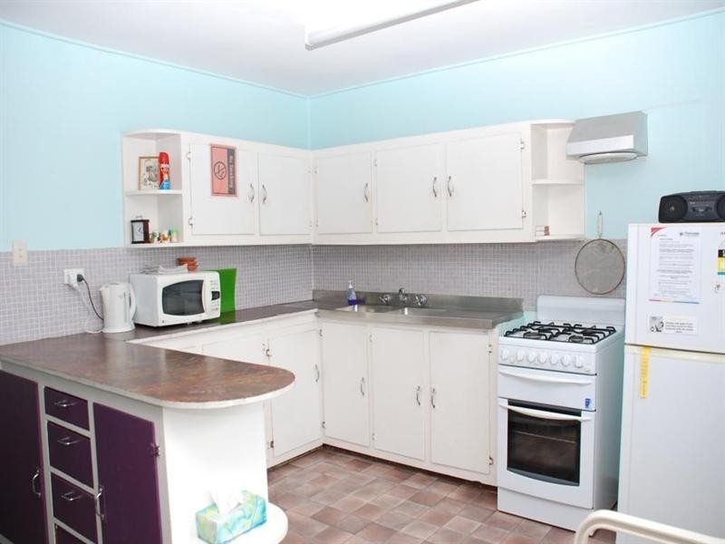 9 Shingle Avenue, Jurien Bay WA 6516