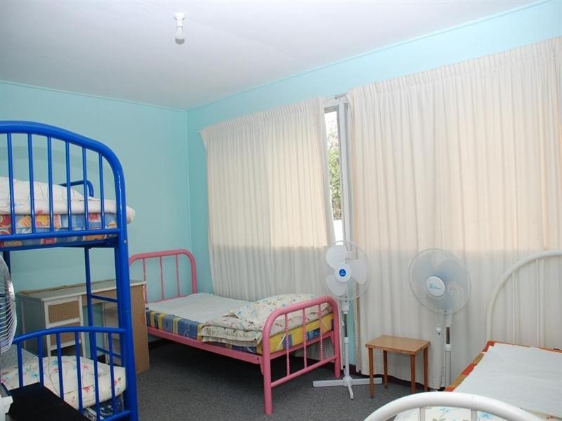 9 Shingle Avenue, Jurien Bay WA 6516