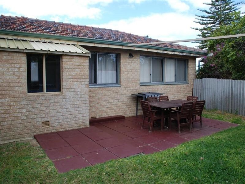 9 Shingle Avenue, Jurien Bay WA 6516