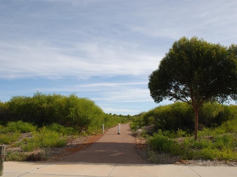 Lot 998, 24 Bremer Parade, Jurien Bay WA 6516