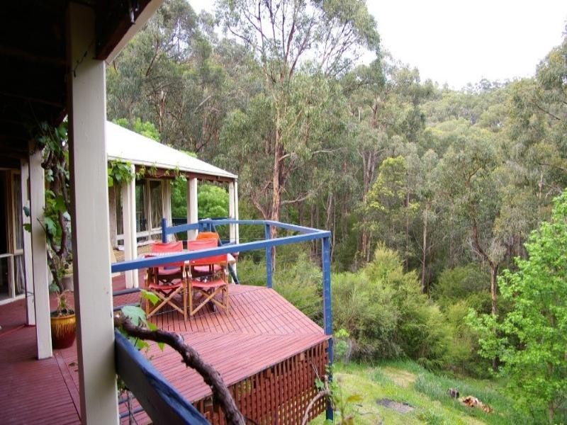 6 Margaret Road, Healesville VIC 3777