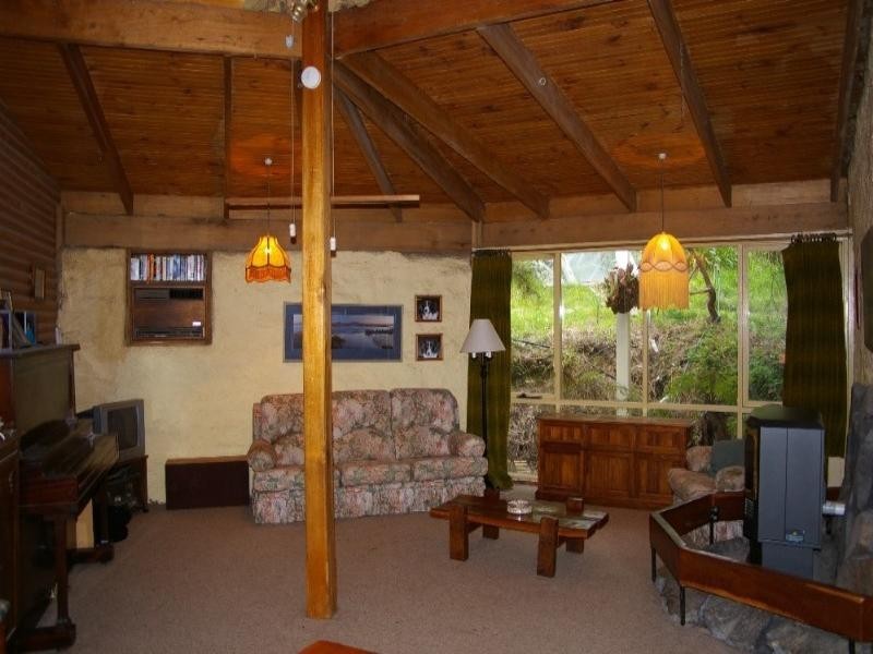 6 Margaret Road, Healesville VIC 3777