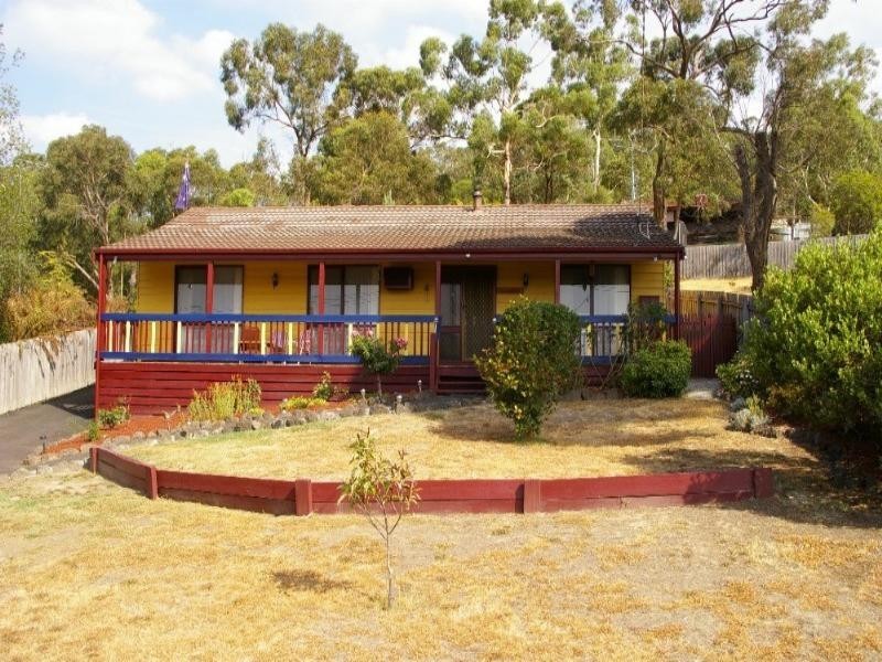 14 Edward Street, Healesville VIC 3777